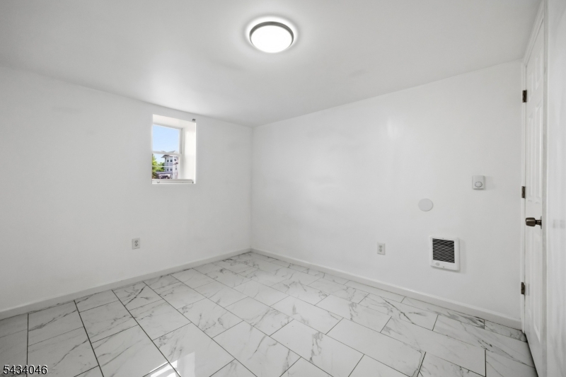 94 Eaton Place East Orange NJ 07017