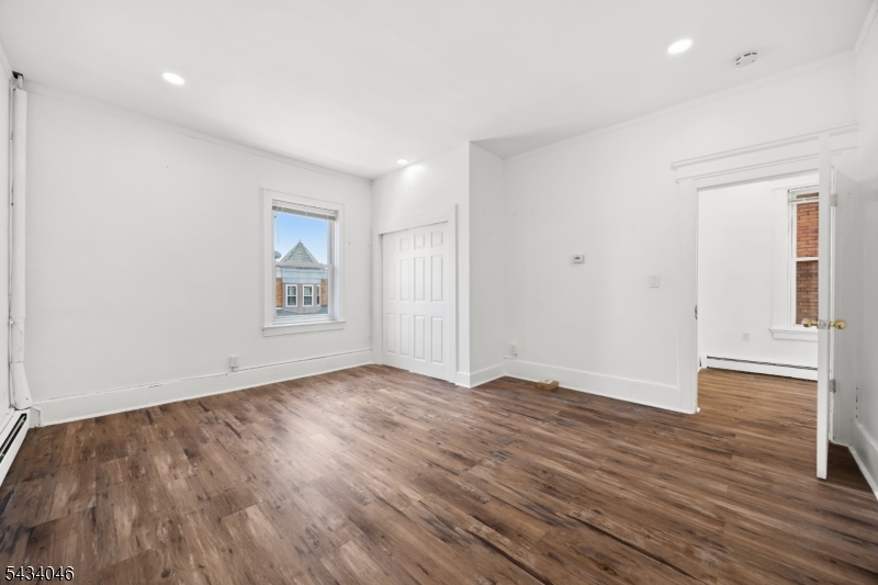 94 Eaton Place East Orange NJ 07017