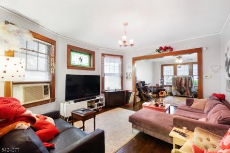 6 Jefferson Avenue Maplewood NJ 07040