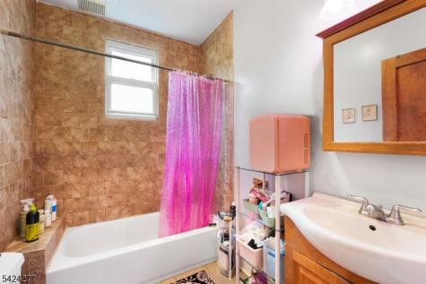 6 Jefferson Avenue Maplewood NJ 07040