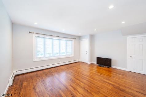 230 Avenue A Bayonne NJ 07002
