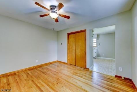 215 S 18th Avenue Manville NJ 08835