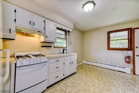 215 S 18th Avenue Manville NJ 08835