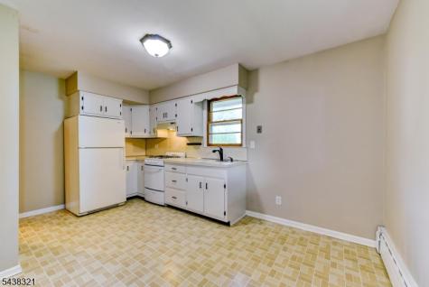 215 S 18th Avenue Manville NJ 08835