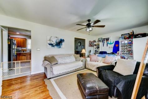 215 S 18th Avenue Manville NJ 08835