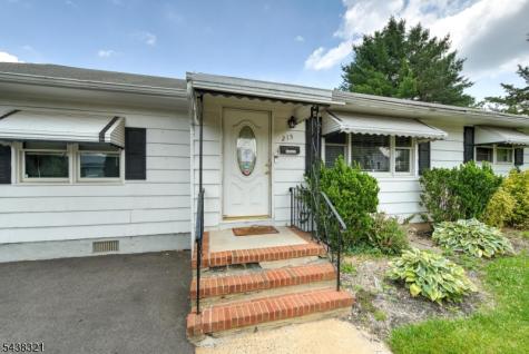 215 S 18th Avenue Manville NJ 08835