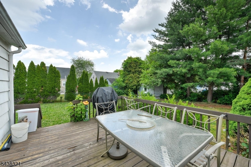 215 S 18th Avenue Manville NJ 08835