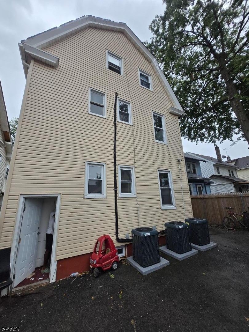 579 Stuyvesant Avenue Irvington NJ 07111