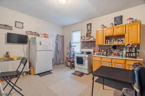 80 Pennington Street Paterson NJ 07501