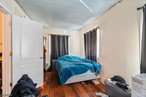 80 Pennington Street Paterson NJ 07501