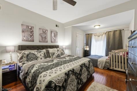 521 Maple Avenue Elizabeth NJ 07202
