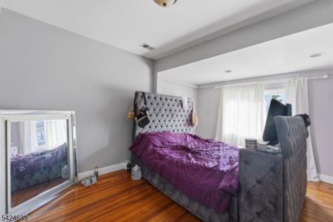 521 Maple Avenue Elizabeth NJ 07202