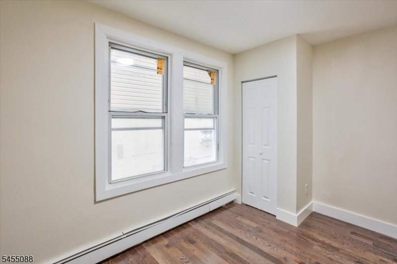 22 Edwin Place Newark NJ 07112