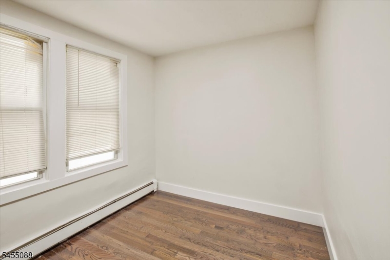 22 Edwin Place Newark NJ 07112