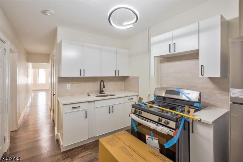 22 Edwin Place Newark NJ 07112