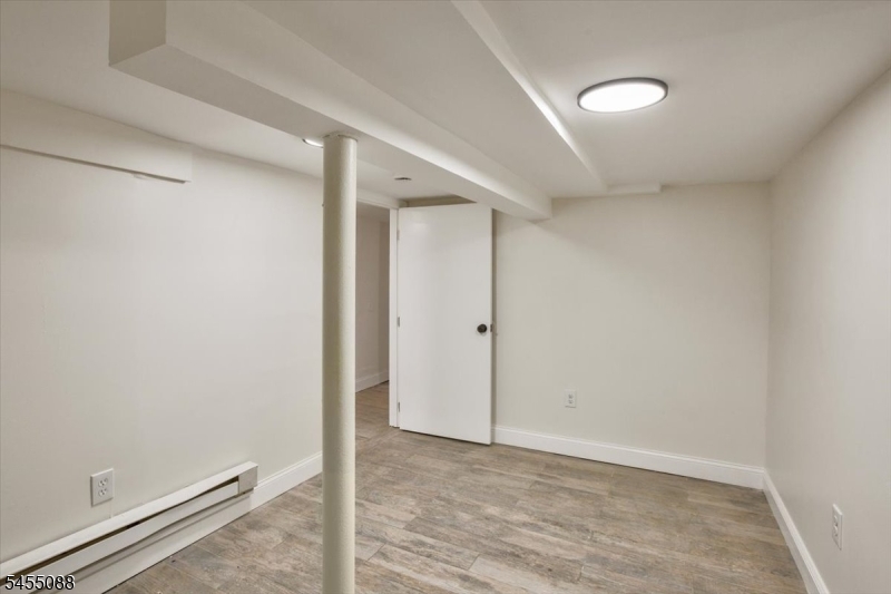 22 Edwin Place Newark NJ 07112