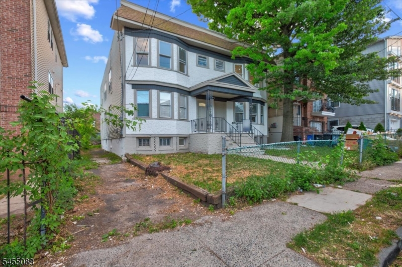 22 Edwin Place Newark NJ 07112