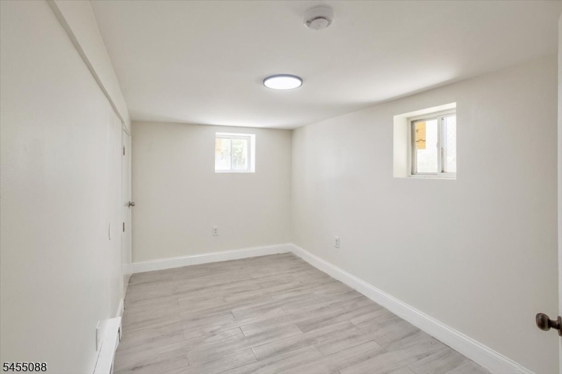 22 Edwin Place Newark NJ 07112