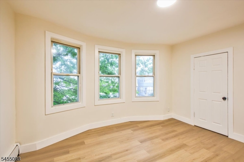 22 Edwin Place Newark NJ 07112