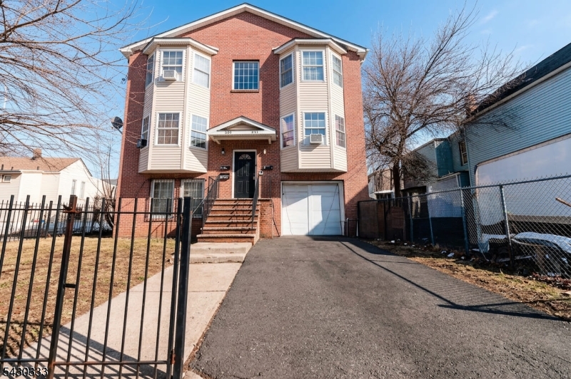 289 S 7th Street Newark NJ 07103