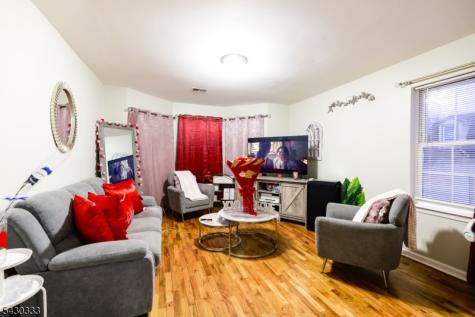 289 S 7th Street Newark NJ 07103