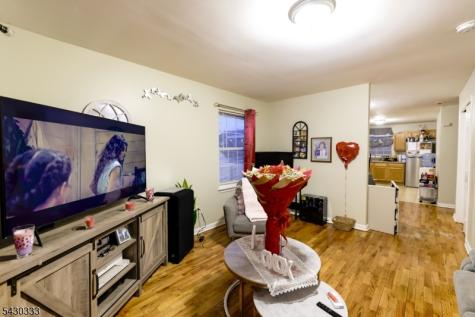 289 S 7th Street Newark NJ 07103