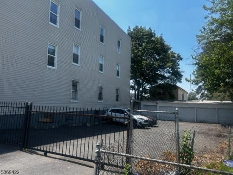 615 S 17th Street Newark NJ 07103