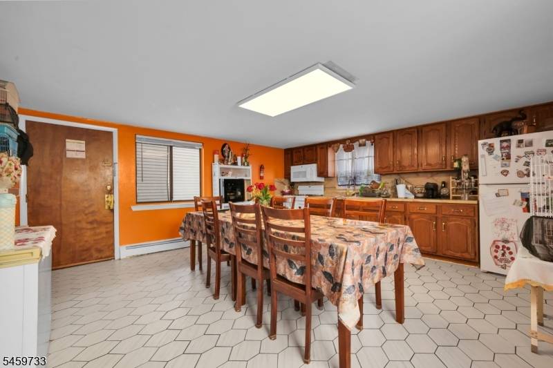 83 Pacific Street Newark NJ 07105