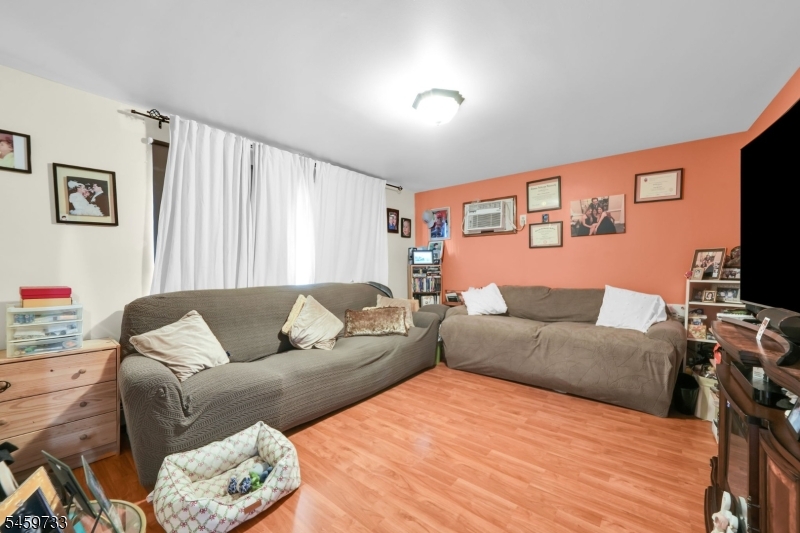 83 Pacific Street Newark NJ 07105