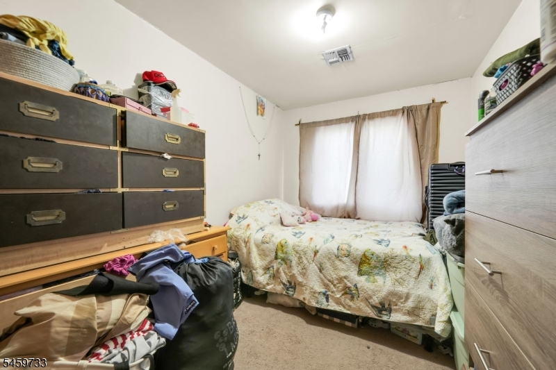 83 Pacific Street Newark NJ 07105