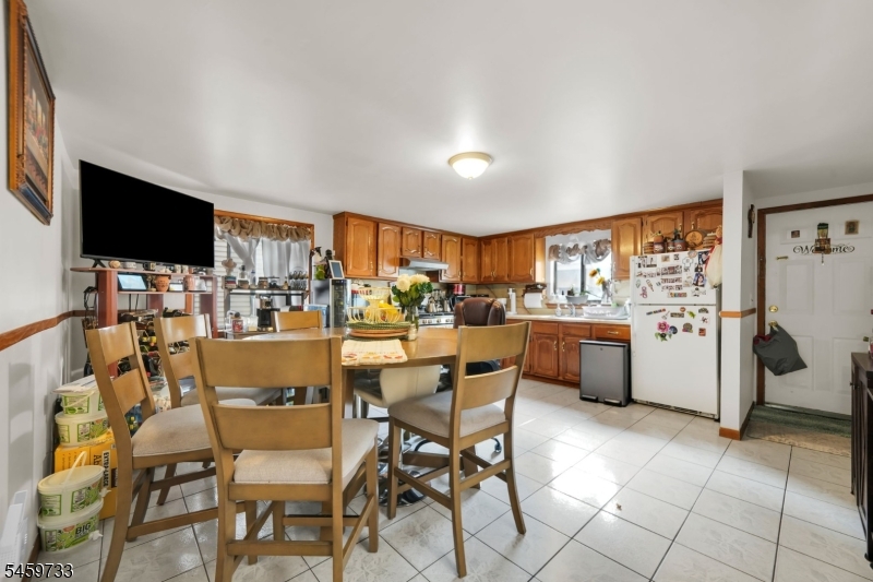 83 Pacific Street Newark NJ 07105