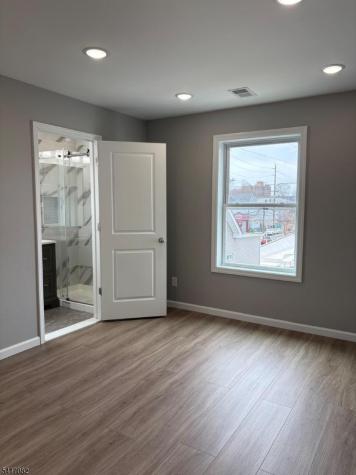 457 S 17th Street Newark NJ 07103