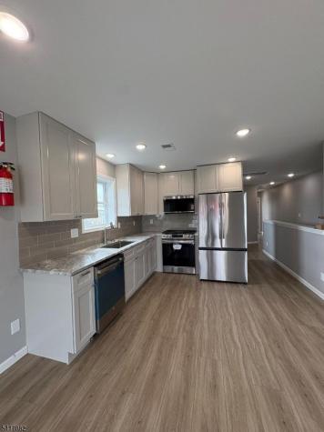 457 S 17th Street Newark NJ 07103