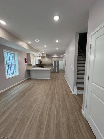 457 S 17th Street Newark NJ 07103