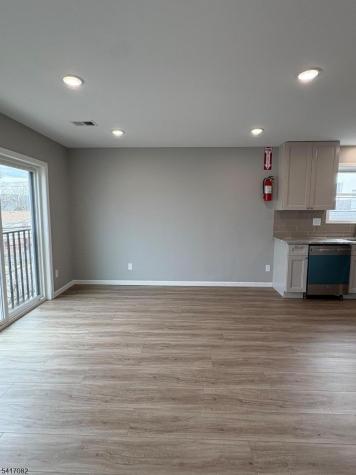 457 S 17th Street Newark NJ 07103