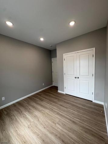 457 S 17th Street Newark NJ 07103