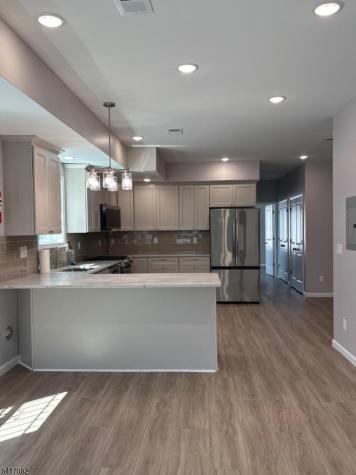 457 S 17th Street Newark NJ 07103