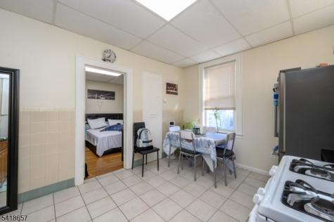427 N 12th Street Newark NJ 07107
