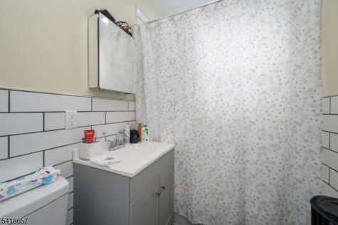427 N 12th Street Newark NJ 07107