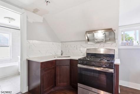 200 Munn Avenue Irvington NJ 07111