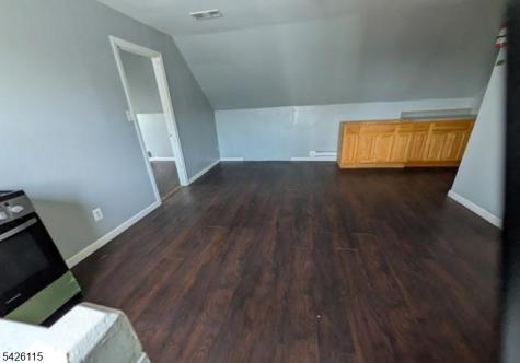 553 S 10th Street Newark NJ 07103