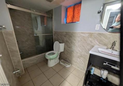 553 S 10th Street Newark NJ 07103