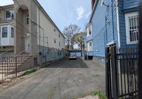 553 S 10th Street Newark NJ 07103
