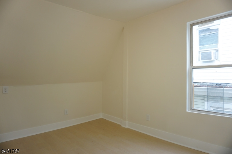 116 N 19th Street East Orange NJ 07017