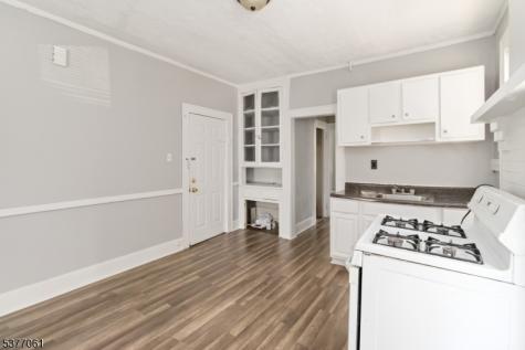 20 Monroe Place Montclair NJ 07042