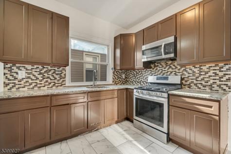 110 N 17th Street East Orange NJ 07017