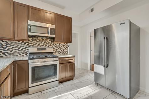 110 N 17th Street East Orange NJ 07017