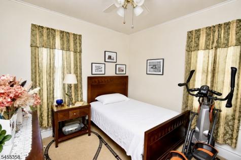 285 N Maple Avenue East Orange NJ 07017
