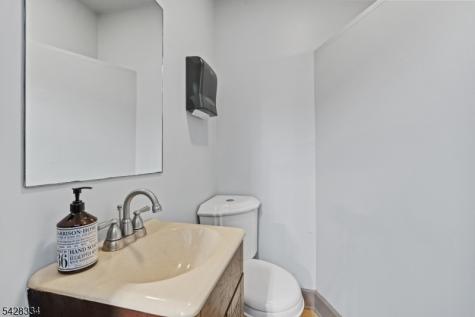 271 Quakertown Road Franklin NJ 08867