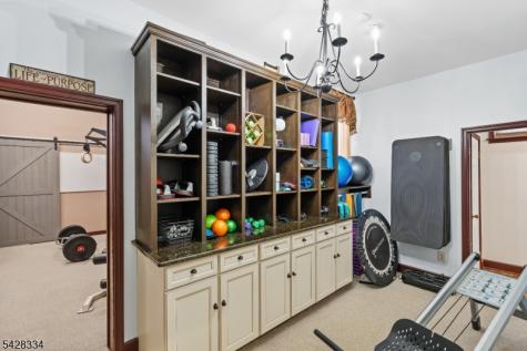 271 Quakertown Road Franklin NJ 08867